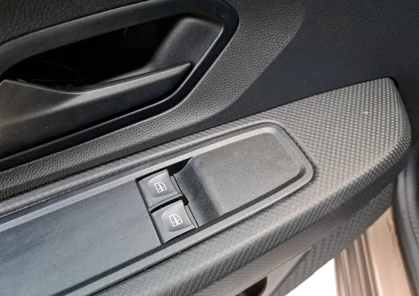 Dacia Logan cena 44999 przebieg: 67000, rok produkcji 2021 z Biała Podlaska małe 137